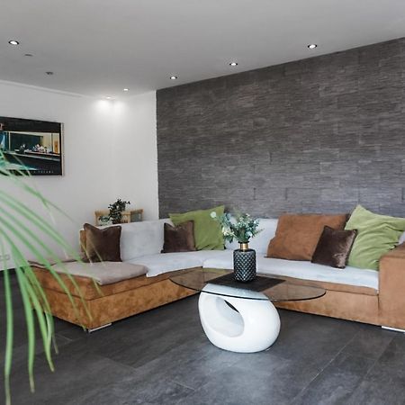 Neu Gebautes Apartment Mit Sonnenterasse In Der Naehe Vom Siebengebirge & Bonn Koenigswinter Luaran gambar